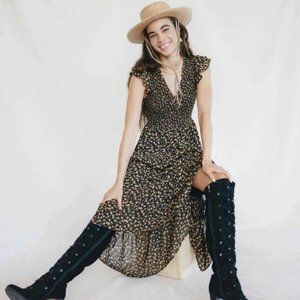 🌻🍃Christy Dawn BODIE Smocked Floral Dress 🍃🌻  Flutter Cap Sleeve